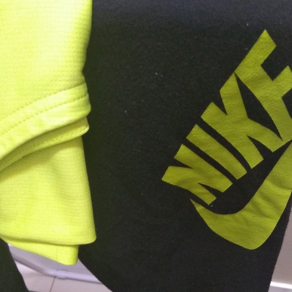 2pc Nike jogging pants Boys size M (10_12) Black neon+Top - Picture 11 of 16